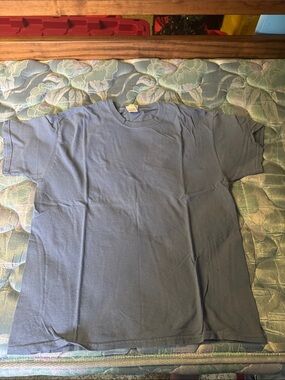 Gildan Men's Crewneck T‑Shirt in Slate Blue